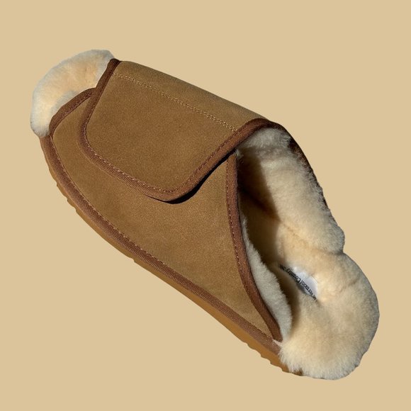 Vermont Country Store Sheepskin Adjustable Scuffs Men 14 Shearling Slippers EUC - Picture 2 of 11